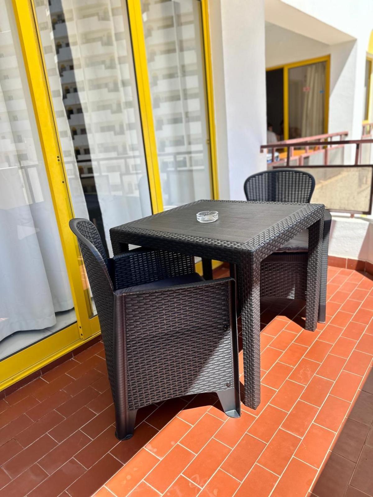 Da Rocha, Clube Da Rocha, Bloco I, Wifi Gratuito, Ar Condicionado, By Ig Appartement