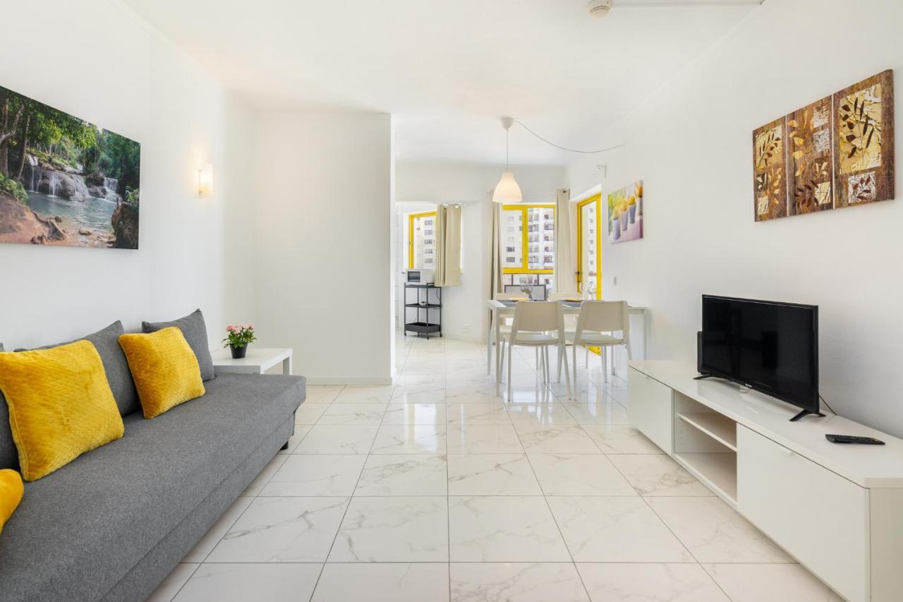 Apartment Da Rocha, Clube Da Rocha, Bloco I, Wifi Gratuito, Ar Condicionado, By Ig