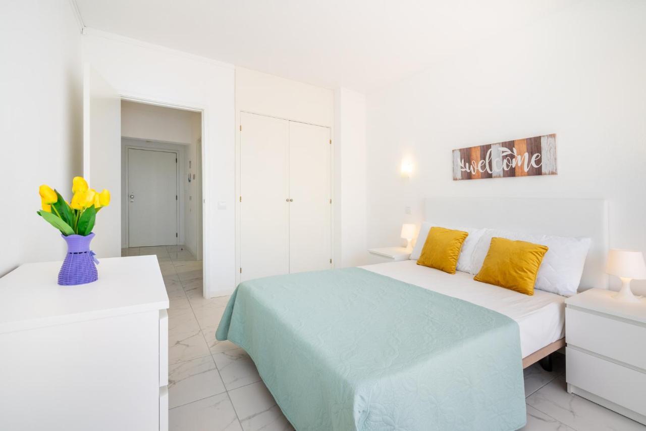 Da Rocha, Clube Da Rocha, Bloco I, Wifi Gratuito, Ar Condicionado, By Ig Appartement